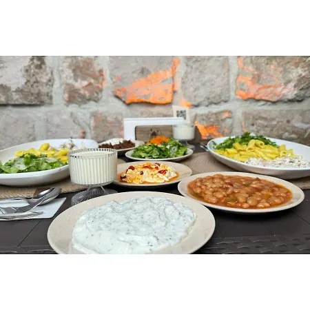 Crassula Cave Kapadokya Nar