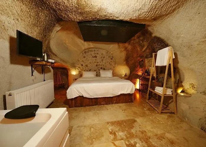 Crassula Cave Kapadokya