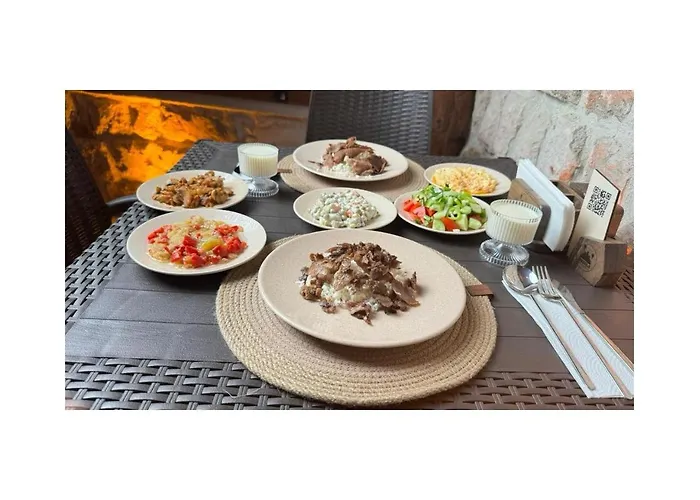 Crassula Cave Kapadokya